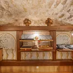 Hotel De La Bretonnerie