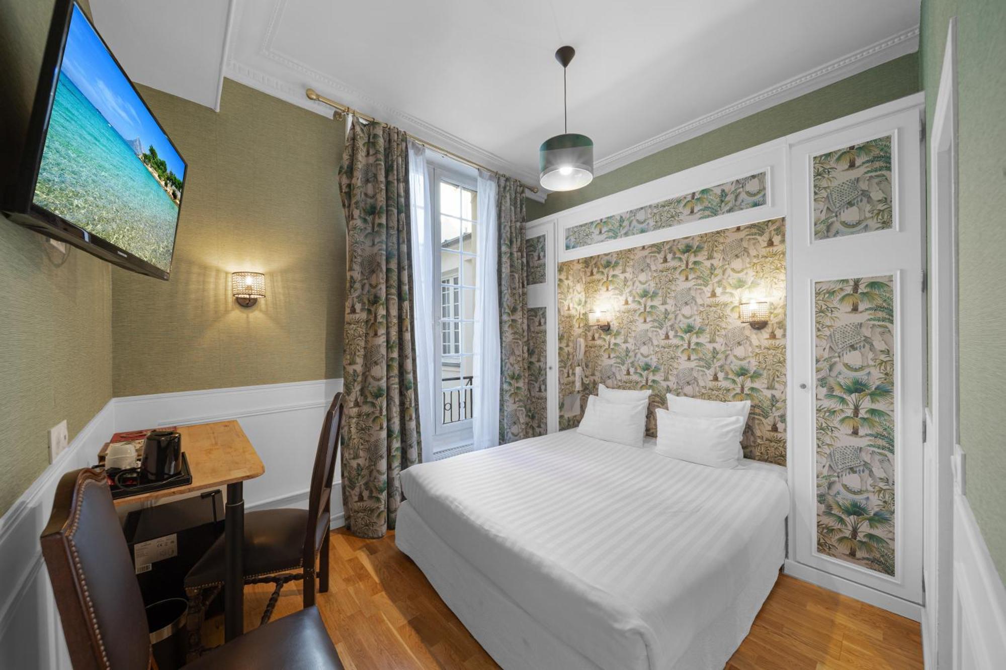 De La Bretonnerie 3*