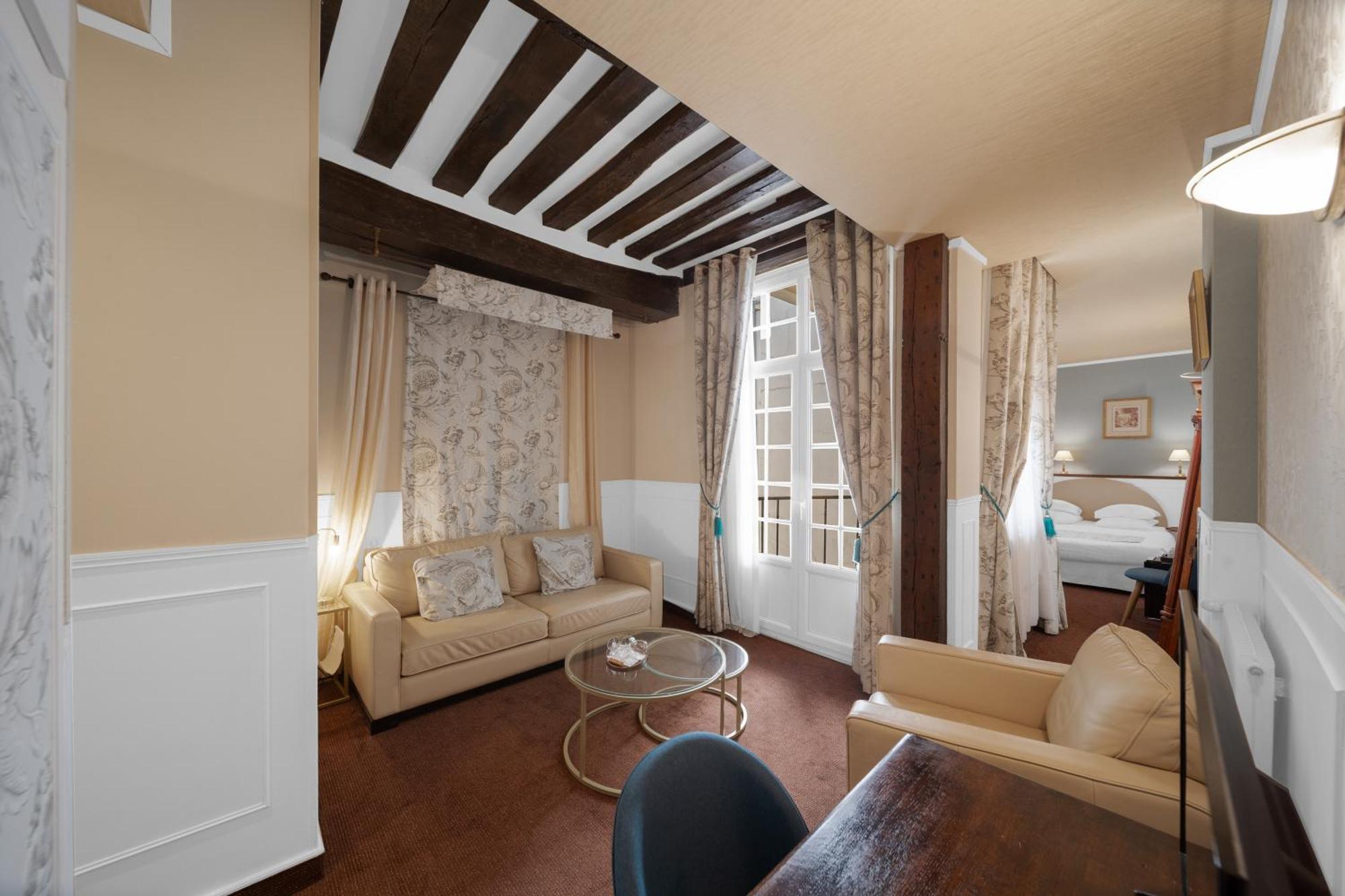 De La Bretonnerie Paris