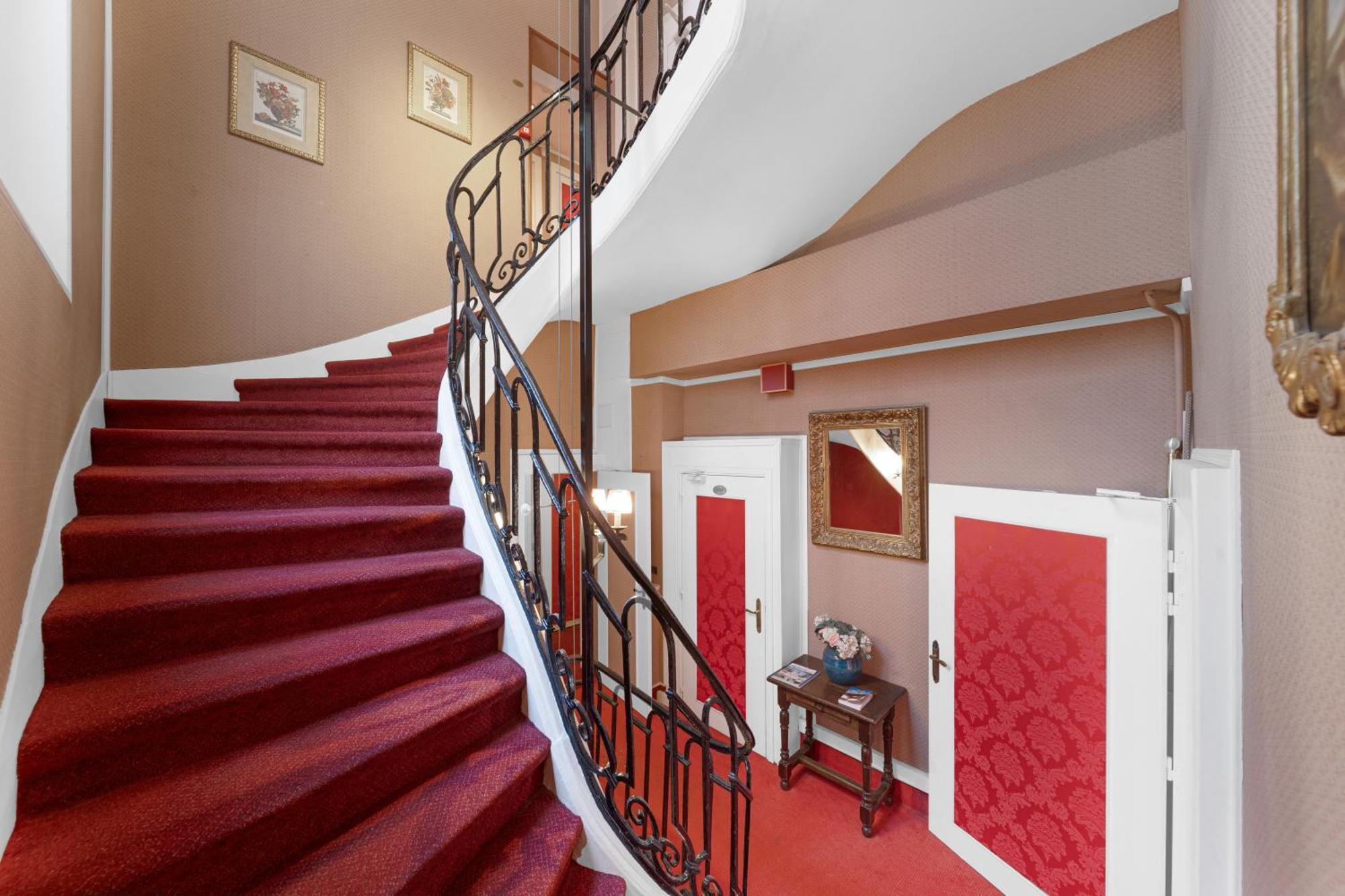 De La Bretonnerie 3*