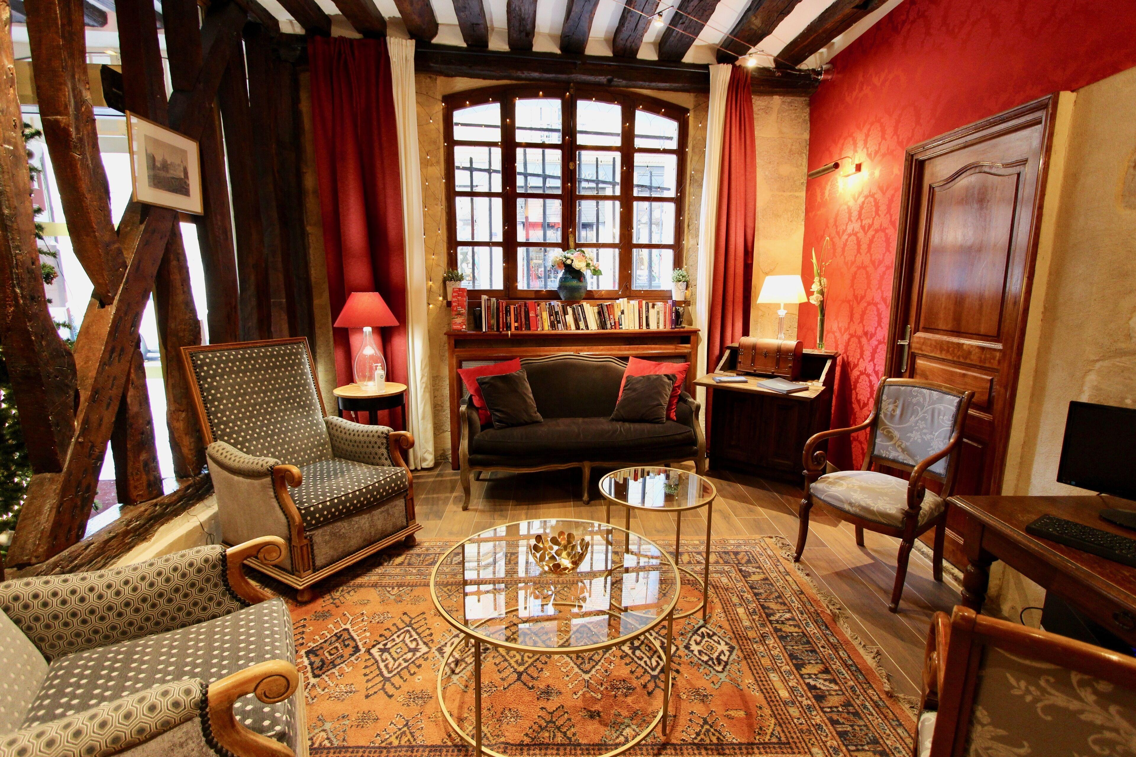 De La Bretonnerie 3*