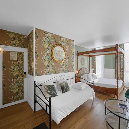 De La Bretonnerie 3* Paris